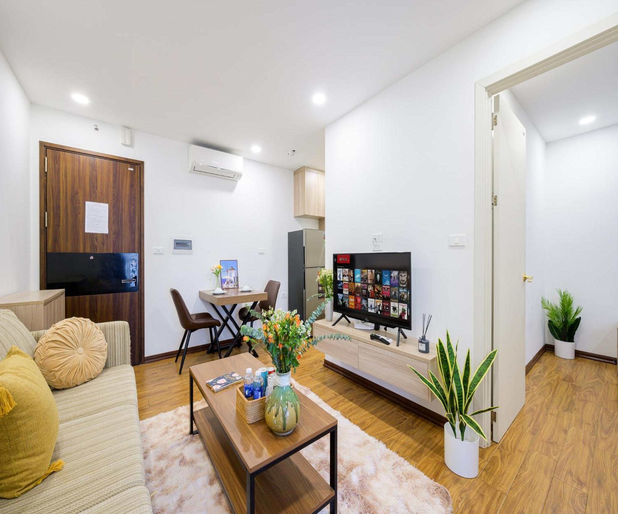 Luxe Paradise Residence Truc Bach Hanoi Exterior photo